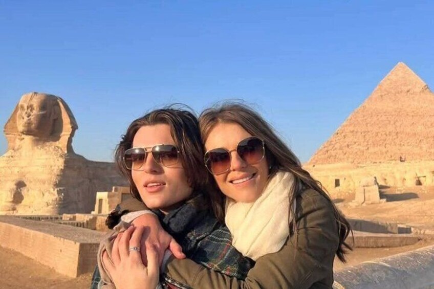 Giza Pyramids Sphinx Memphis and Saqqara with Local Lunch