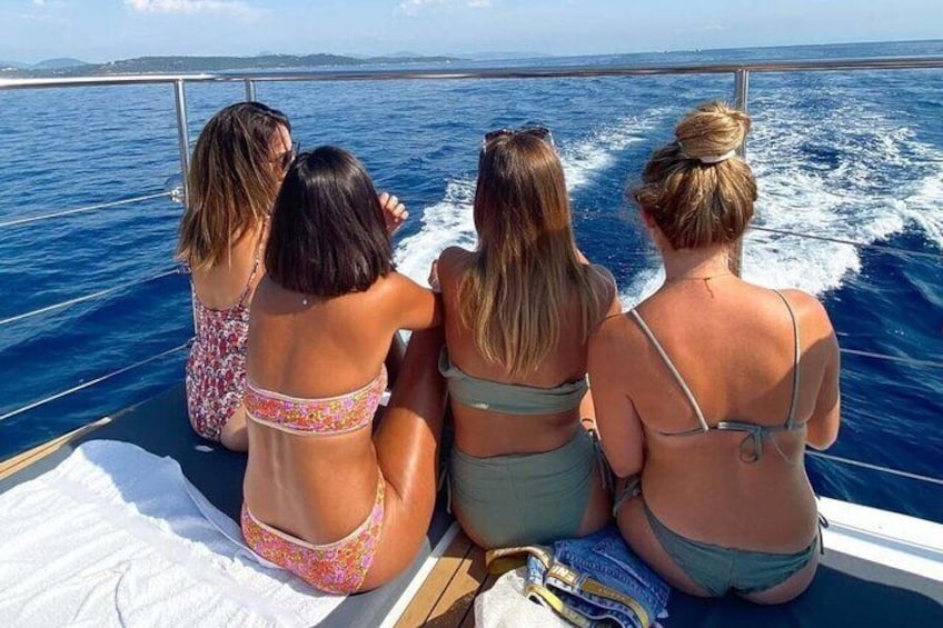 Excursion With Food and Swimming in the Sea Gandía