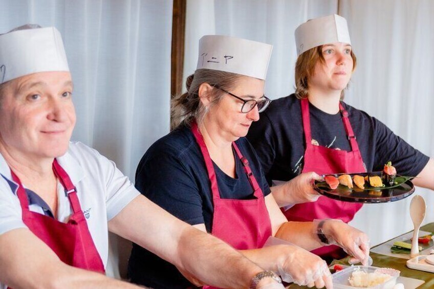 Little EDO Shared Sushi Making Class in Kawagoe