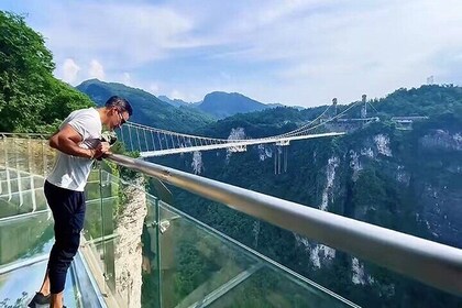 Private VIP Tour of Glass Bridge & Yellow Dragon Cave