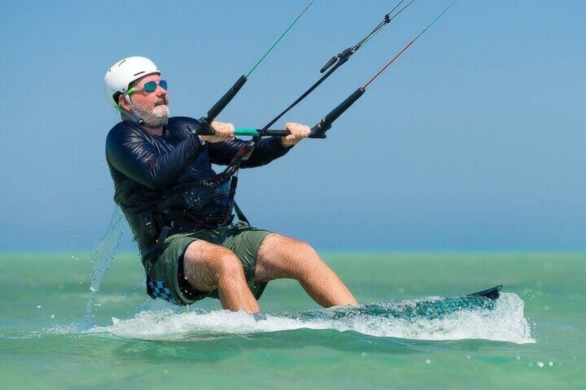 Premium Kitesurfing Lessons (Suitable for All Levels)