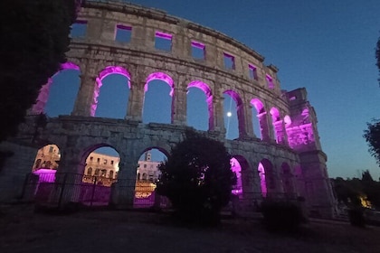 Step Inside the Arena – Private Guided Tour with a Local