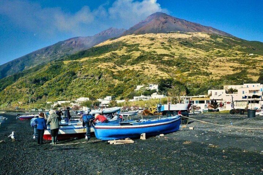 Vibo Marina Mini Cruise to Aeolian Islands Lipari and Stromboli