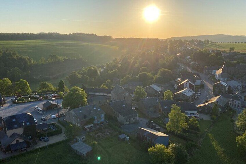 Hot air balloon flight Rochehaut Semois Valley