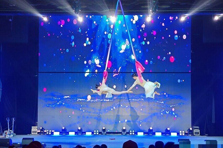 Beijing Acrobatic Show Tickets at Regal Palace Theatre