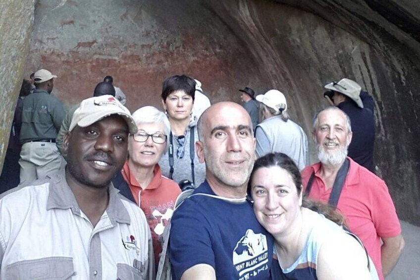 Guides sharing the cultural heritage of Matobo with visitors at our most impressive rock art sites