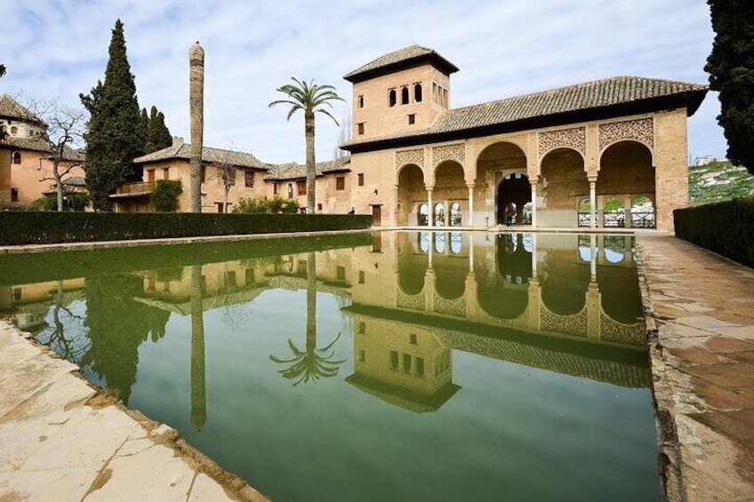 Seville: Royal Alcázar Official Skip-The-Line Entry Ticket