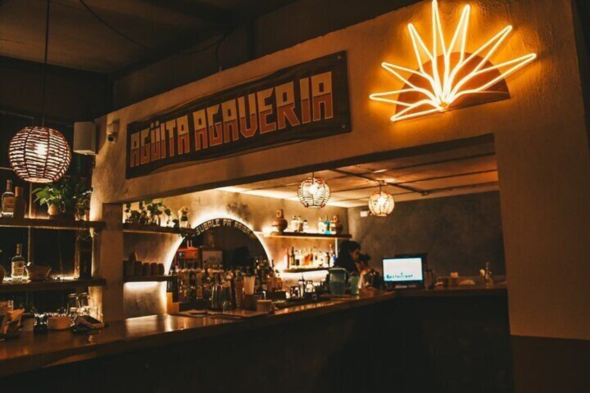 Saturday Night Bar Crawl in Guadalajara Mexico