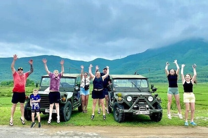 Ha Giang Loop Jeep & Hoang Su Phi Terrace Hiking Adventure-3 Days