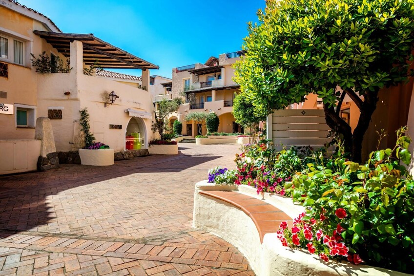 Guided tour of Costa Smeralda in Italy