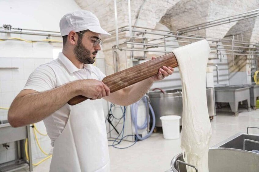 Dairy Farm Tour in the Apulian Countryside!