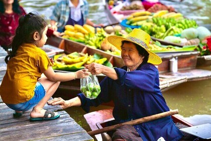 Floating Market & Railway Market Adventure in 28 Languages
