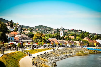 One day private Danube bend tour, hotel pick up, fix price up to 8 persons
