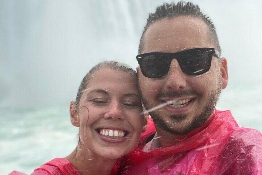 Niagara Falls Private Tour w/Tower, Journey, Boat & NOTL Stop