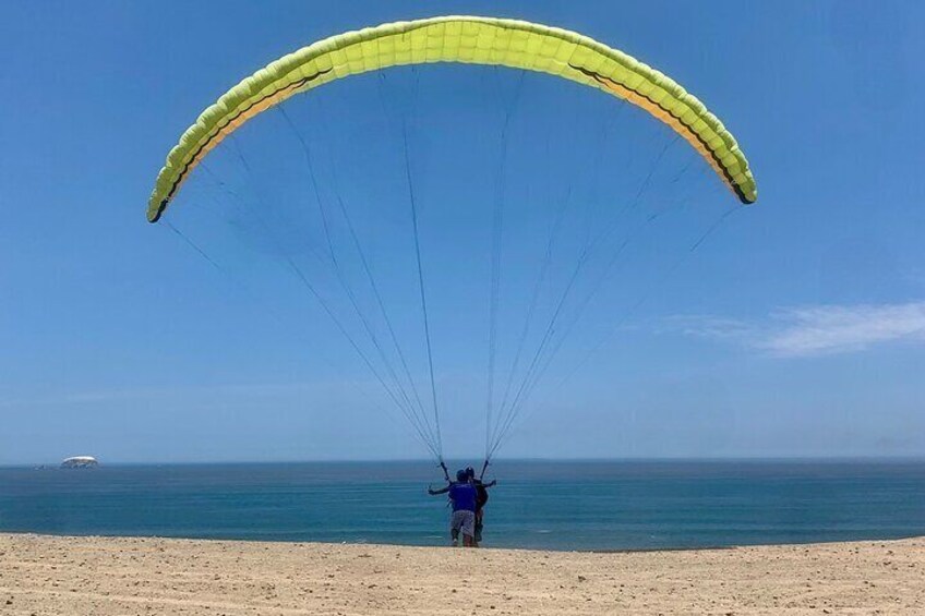 Paragliding Adventure in Paracas Desert 