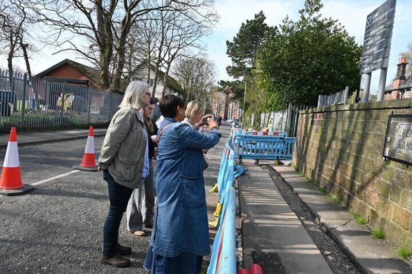 More Carpool Karaoke fans capturing Paul's signature.