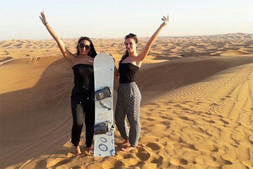 Dubai Desert Safari Adventure – BBQ, Belly Dance and Sand Fun