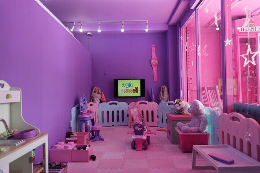 Kid's room.
