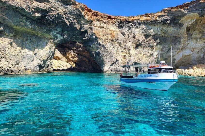 Explore Malta with Blue Lagoon, Crystal Lagoon and Sea Caves