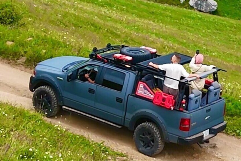 Off-road trip to Dimac Mountain