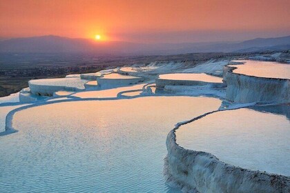 Side Pamukkale Day Trip with Balloon Flight Option and Lunch