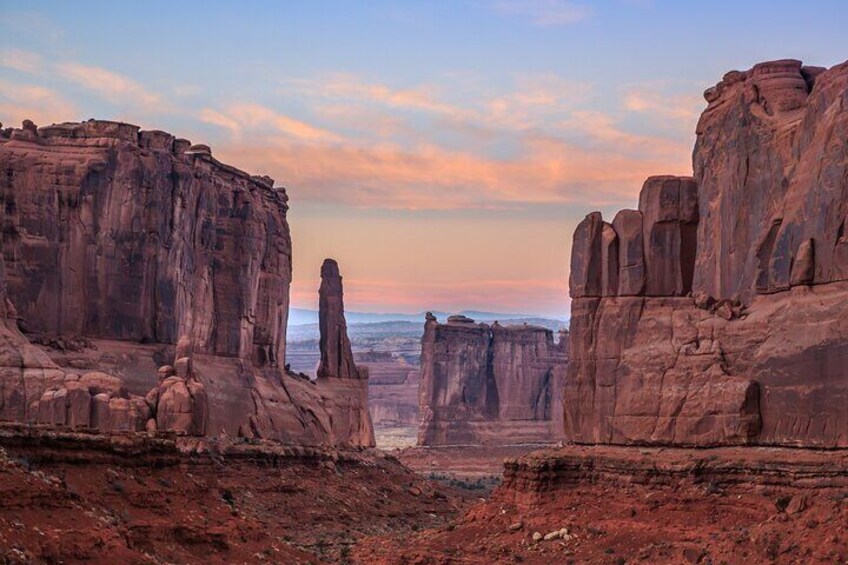 Arches and Canyonlands National Parks Self-Driving Bundle Tour