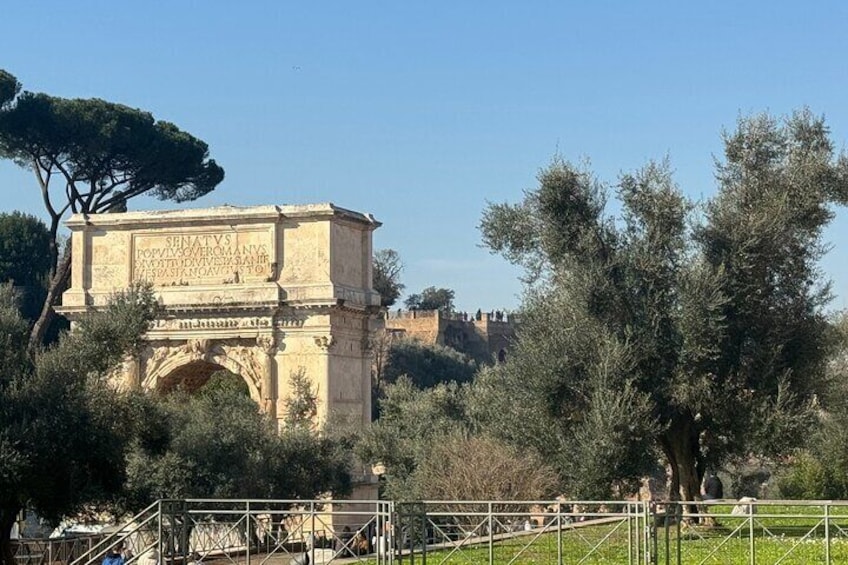 Rome Colosseum, Ancient Rome Tour & Tiber River Boat Ride Tickets