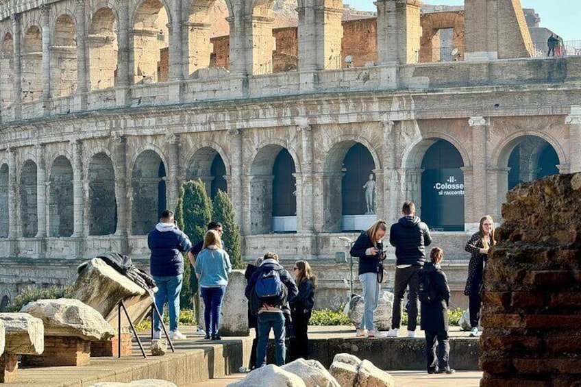 Rome Colosseum, Ancient Rome Tour & Tiber River Boat Ride Tickets