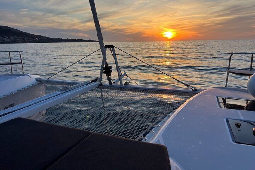 Gourmet excursion Sunset in Catamaran - Red Island