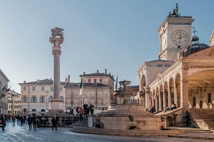 Udine Walking Tour with Audio and Written Guide by a Local