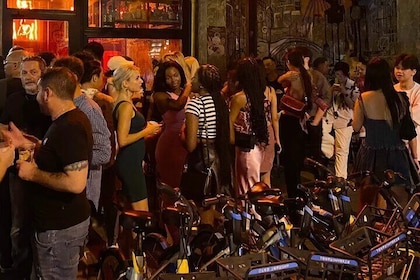 Experience night bars Shanghai with Transport
