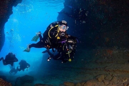 Budva Scuba Diving for Certified Divers with 2 Dives included