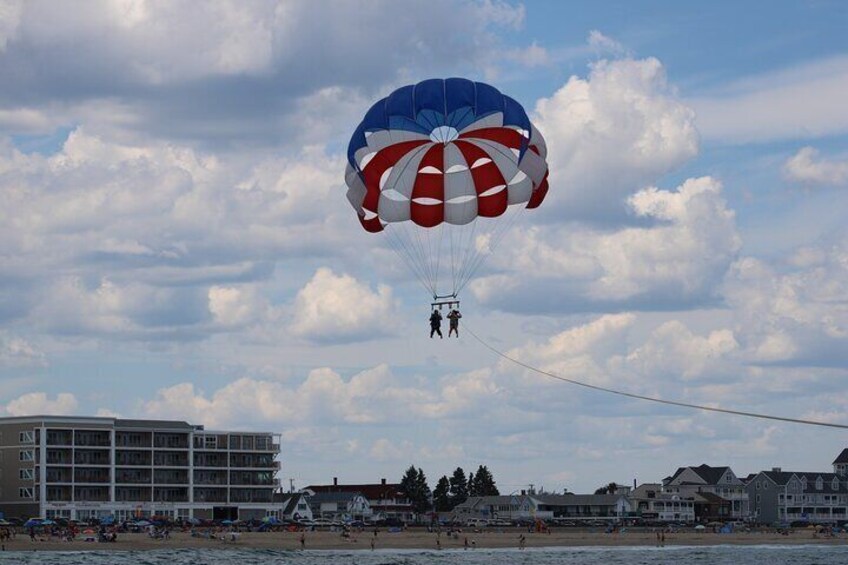 Unbelievable Parasailing with Fantastic Sights
