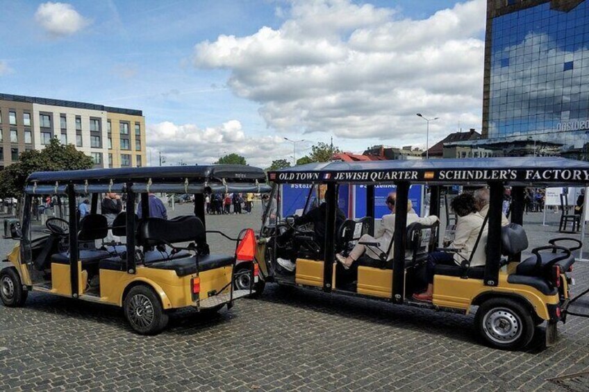 Vistula Cruise and Kazimierz Golf Cart Tour with Schindler's Factory