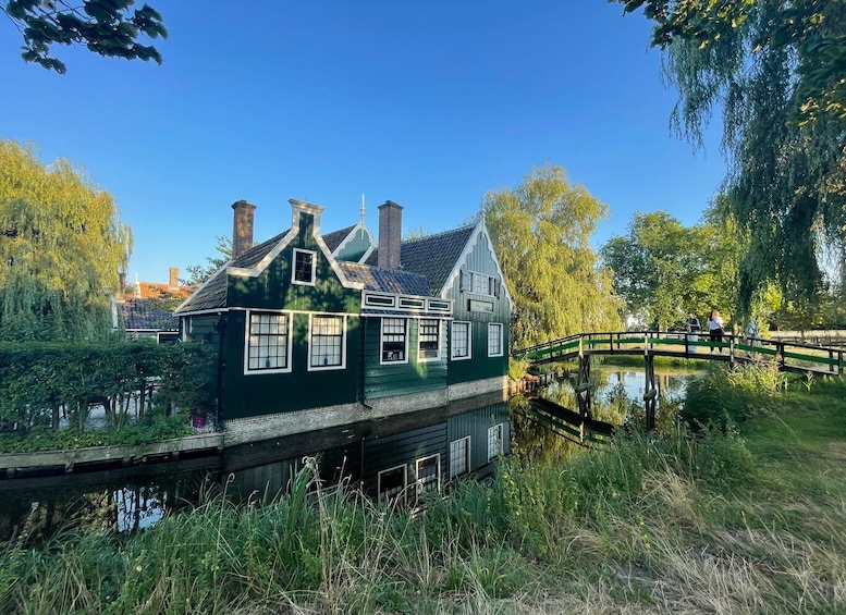Amsterdam: Zaanse Schans Windmills Guided Tour
