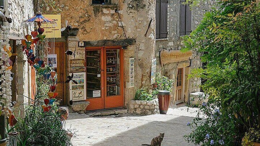Life in the village of St Paul de Vence