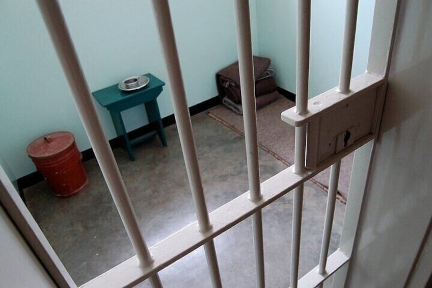 Cape Town Private Tour Robben Island and Constantia Wine Tasting
