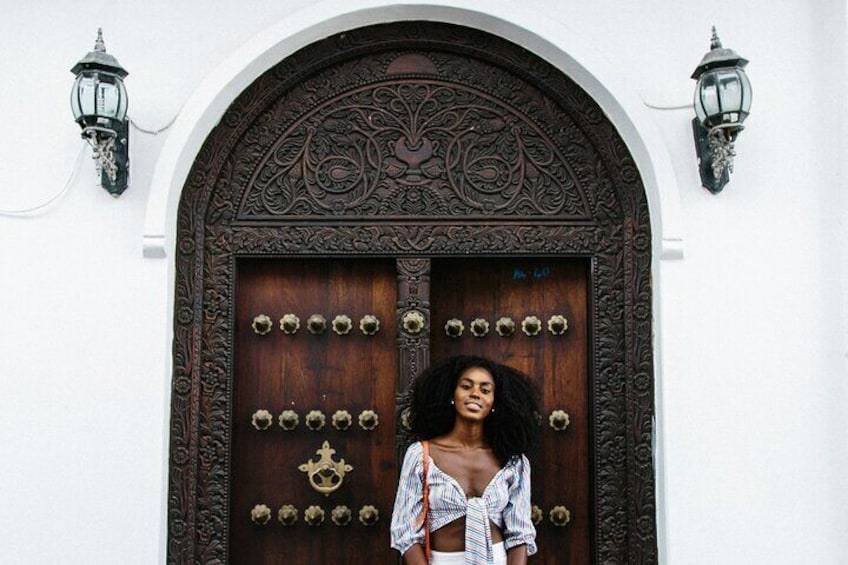 Stone Town Historical Walking Tour with Transfers – Zanzibar