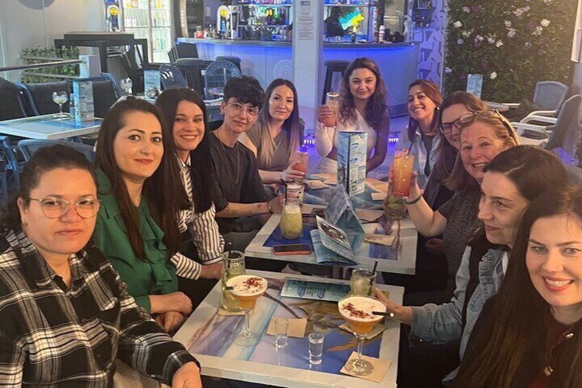 Portuguese Traditional Dinner and Cocktail Experience