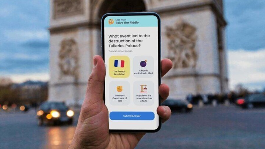 Paris Interactive Self Guided Tour