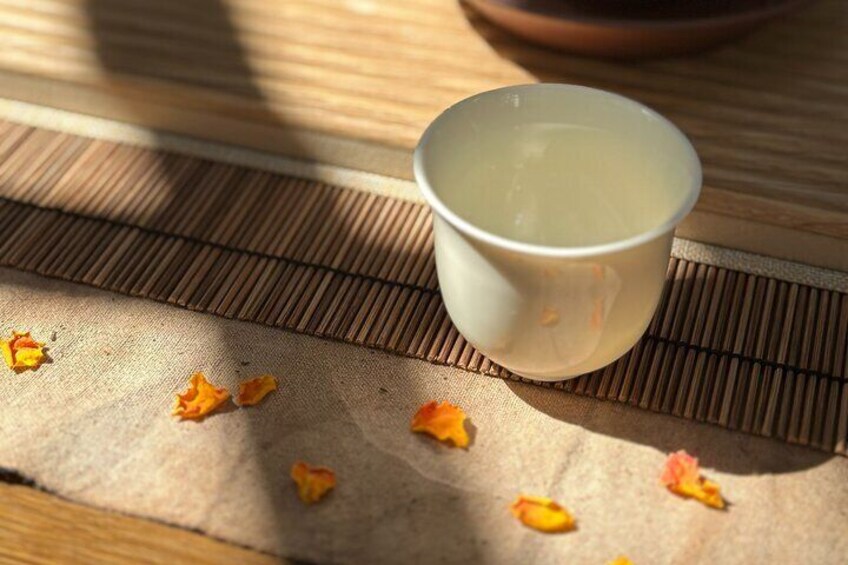 Premium Tea Tasting Experience