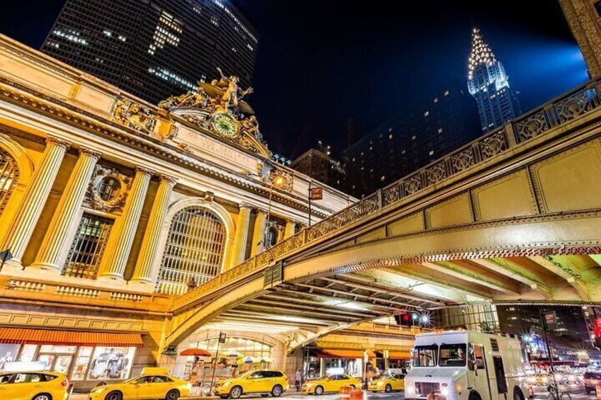 3 Hour NYC Luxury Bus Night Highlights Tour
