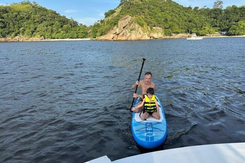 Private Speedboat Tour in Rio de Janeiro with Snacks and Drinks