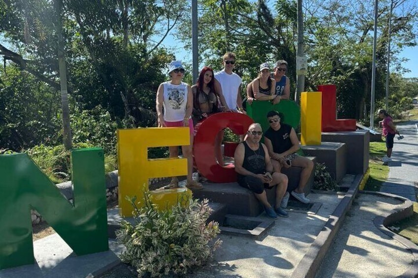 Negril Day Trip Shopping and Combo Tour from Montego Bay