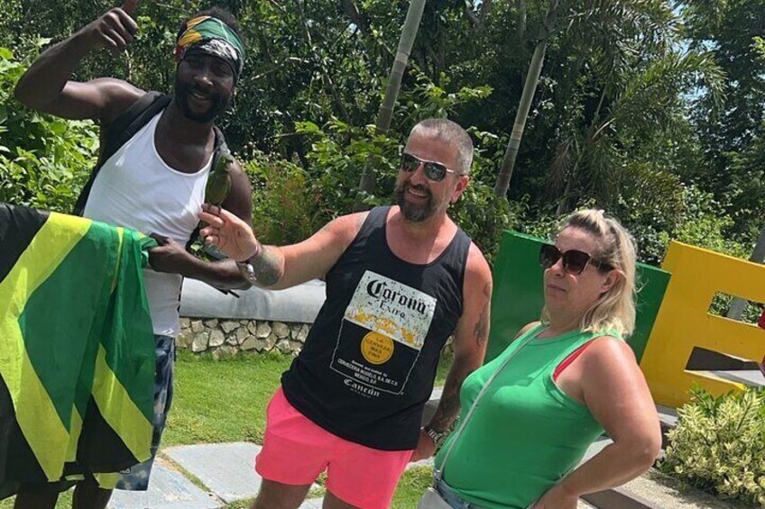 Negril Day Trip Shopping and Combo Tour from Montego Bay