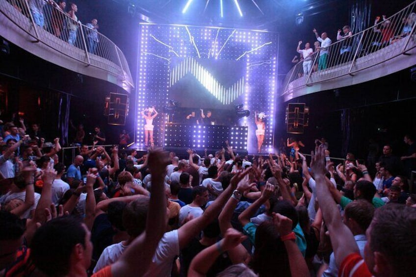 Ibiza Pool Party and Club Tour including O Beach and Eden Club