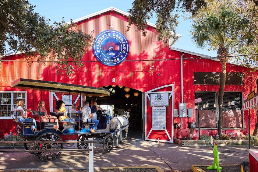 Charleston, SC: Private Evening Horse & Carriage Tour