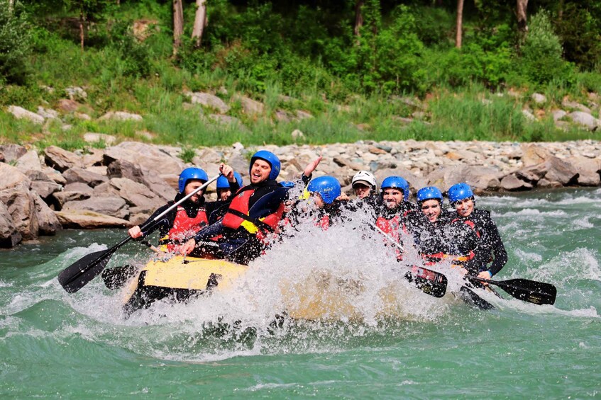 Indomita: Valtellina River Rafting