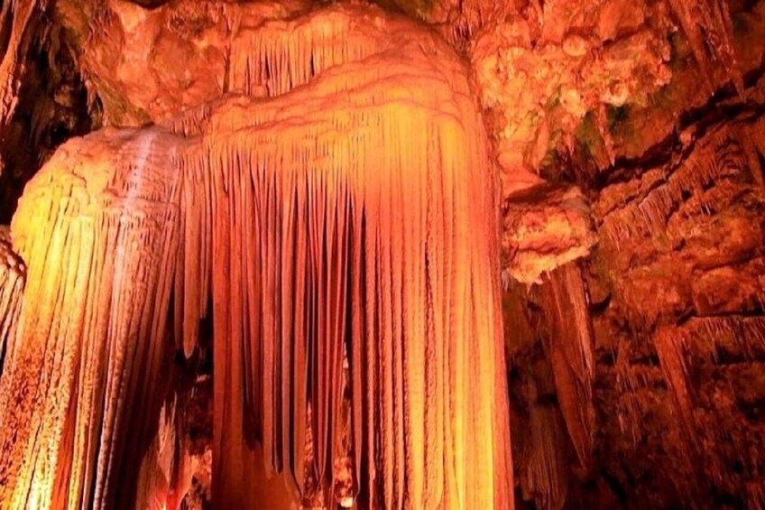 Small-Group DC Day Trip to Shenandoah National Park&Luray Cavern