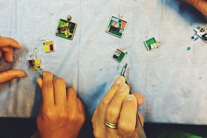 Create your own jewellery in Gaudí-style